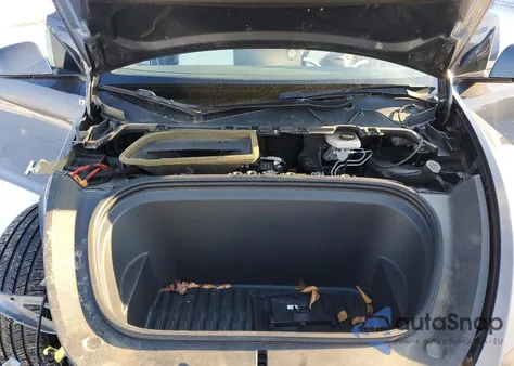 2021 Tesla Model Y z USA, uszkodzony, nr VIN 5YJYGAEE2MF189279